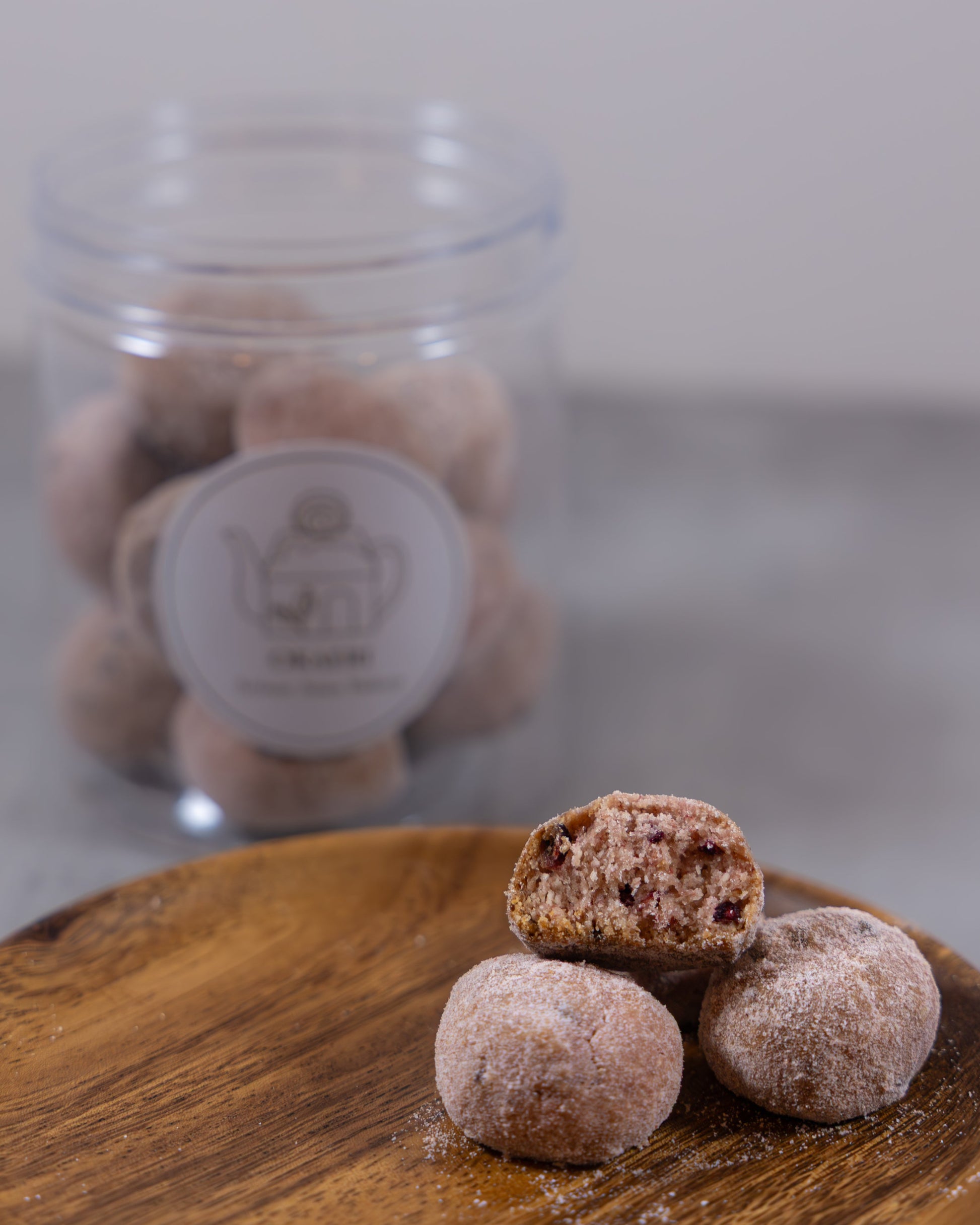 Strawberry and raspberry snowball, all naturally flavoured, crafted by Okaeri Bakery in London 